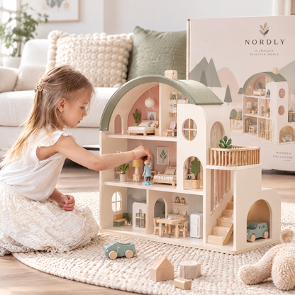 Lunnumy® Dreamwood Dollhouse